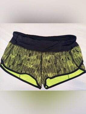 Lululemon Women’s Green Performance Athletic Active Lined Running Shorts Size 4